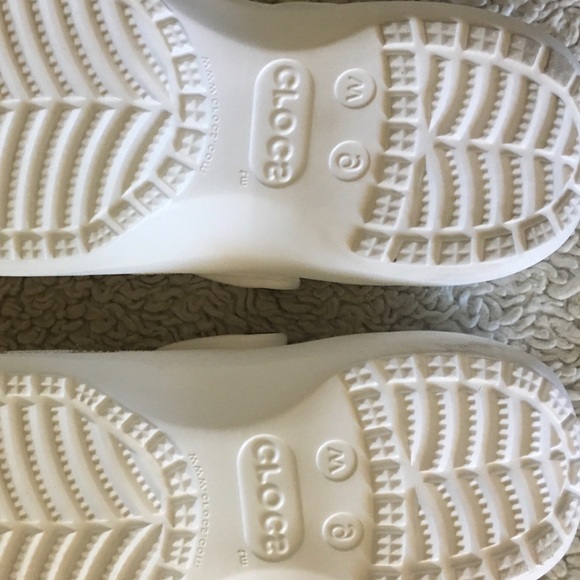 Crocs - Picture 11 of 11